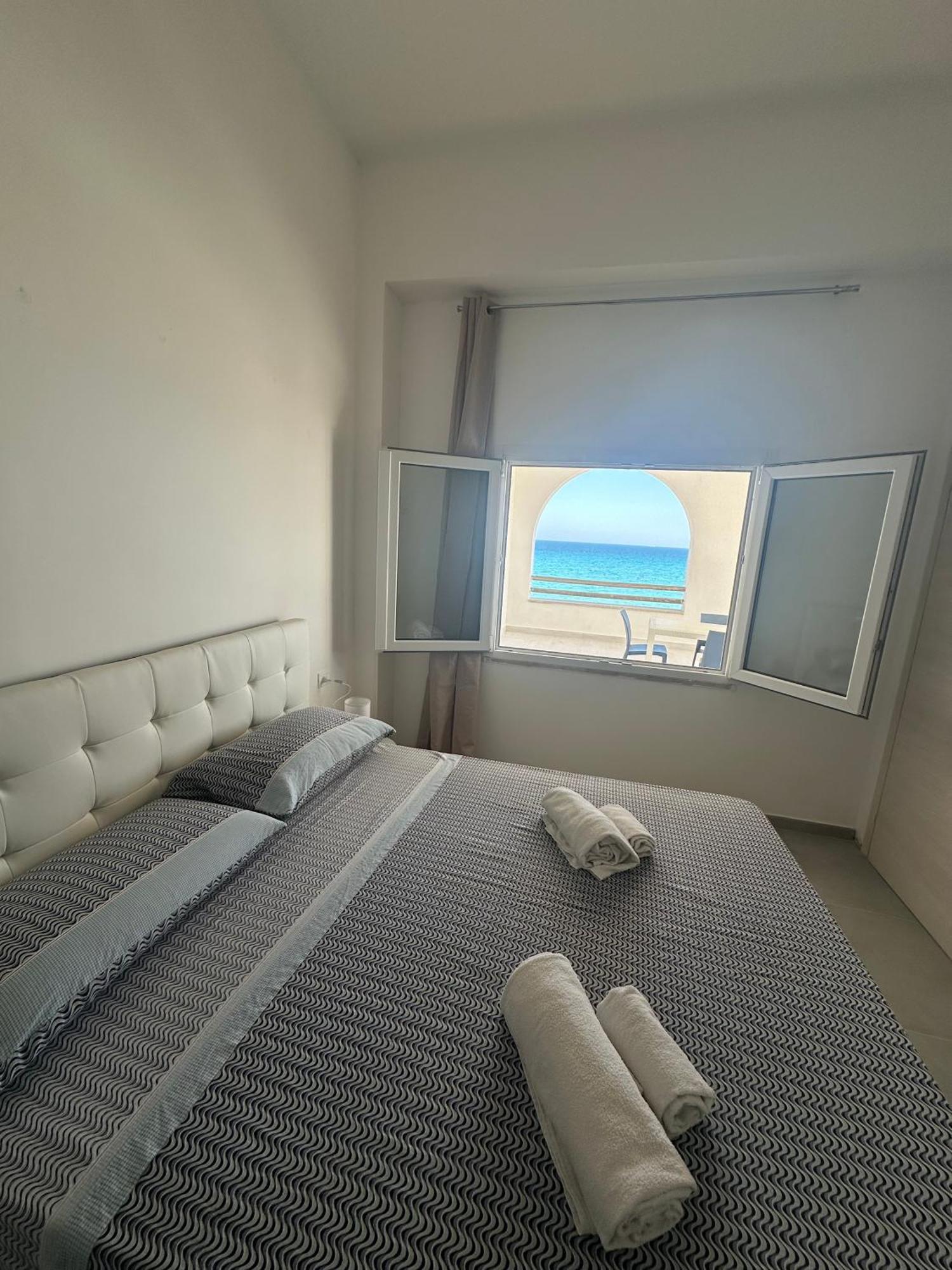 La Riva Hotel Lido di Noto Екстериор снимка